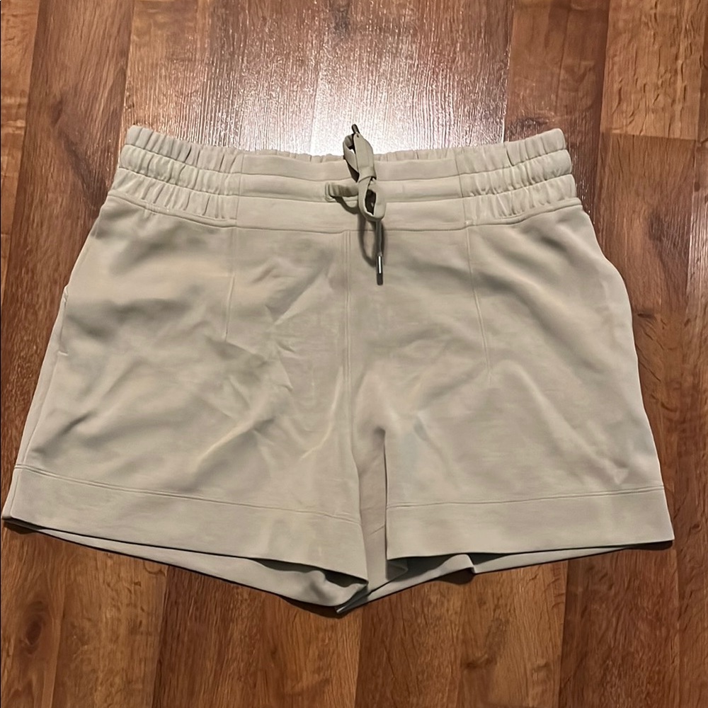 Lululemon Athletica Cream High Waist Shorts